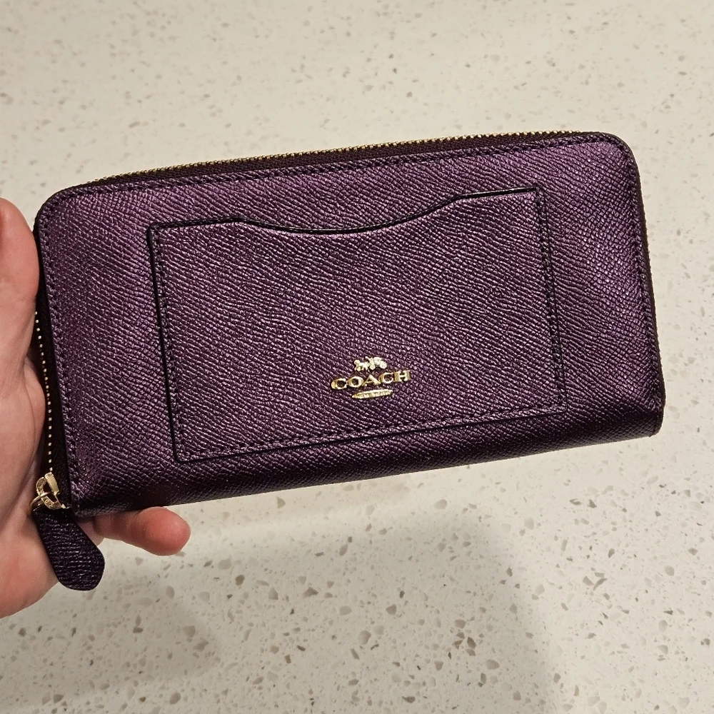 Coach Shiny Plum Purple Zip Accordion Wallet Full Size Organizer RARE